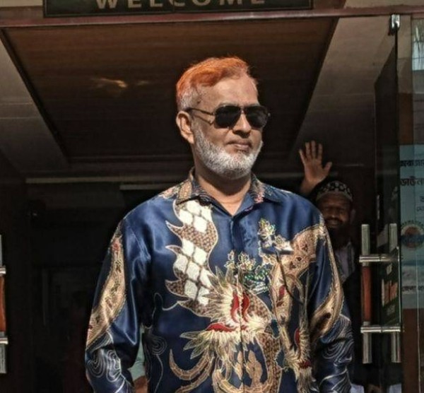 Zakir Hossain, 55, Saksohara