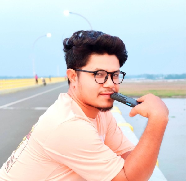 Abir Ahmed, 25, Nabas