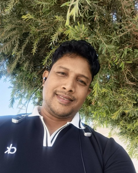 Hemel Himu, 36, Wadsworth