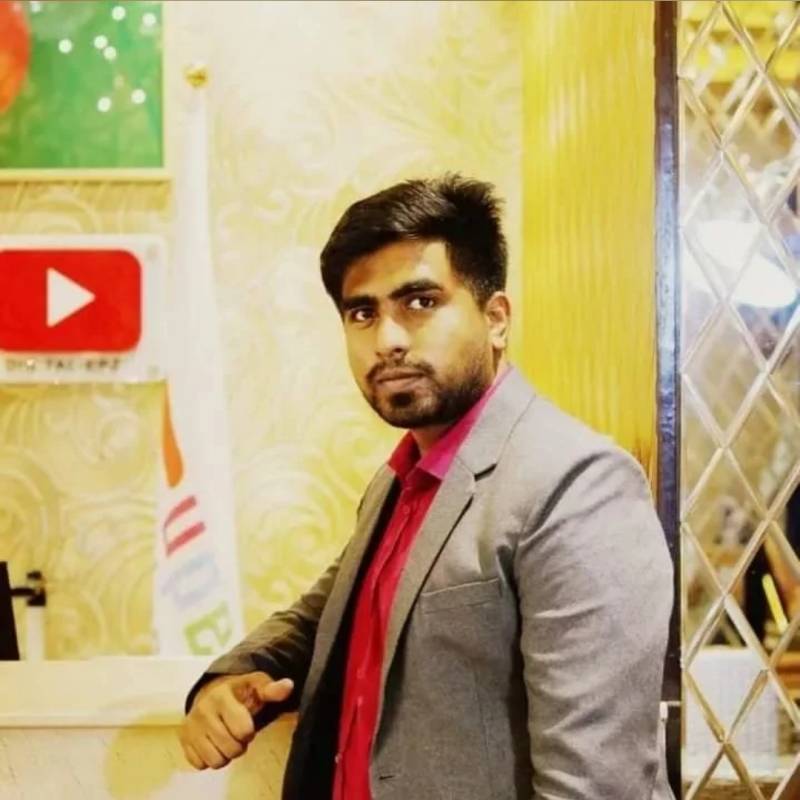 SAJU, 30, Gafsa