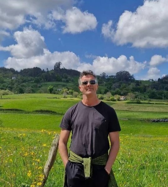 Gualtiero, 51, Kasanda