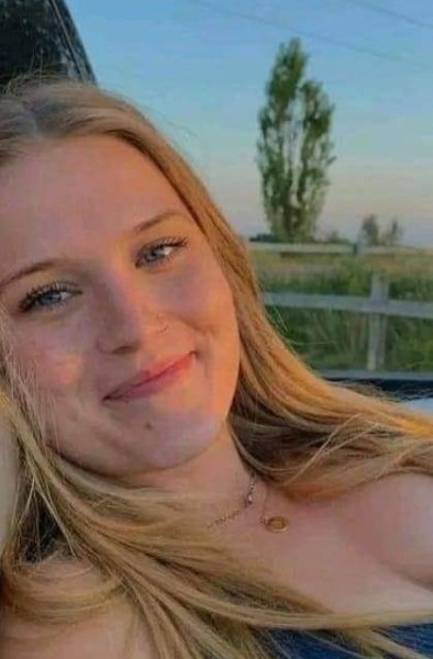 mshania, 42, Qatlpur