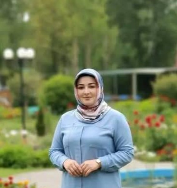 Anais, 29, Midoun