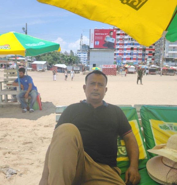 Arif, 46, Howli