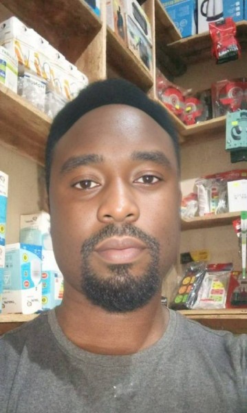 Stephen, 27, Sonhauli