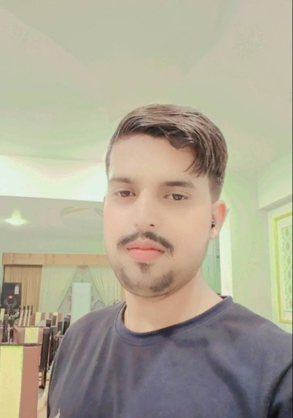 Sajid, 20, Samadiala