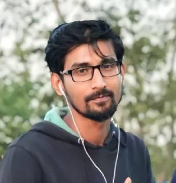 Tipu, 30, Gaundra
