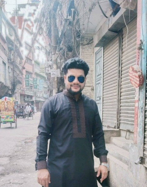 Md Samir, 35, Qiongshan
