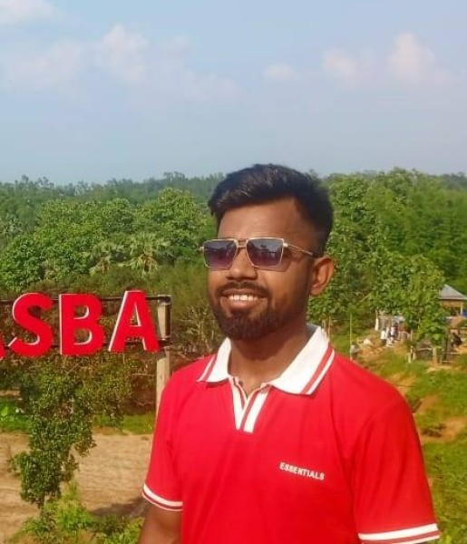 Romon, 24, Tomau