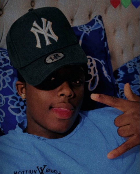 Kiddo sk, 20, Tombco