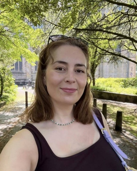 Belinda, 40, Umutara