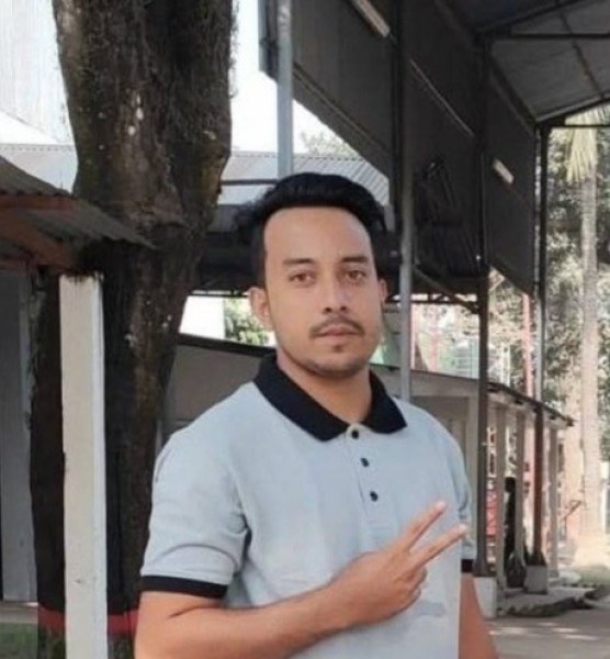 Sowrov, 28, Torredembarra
