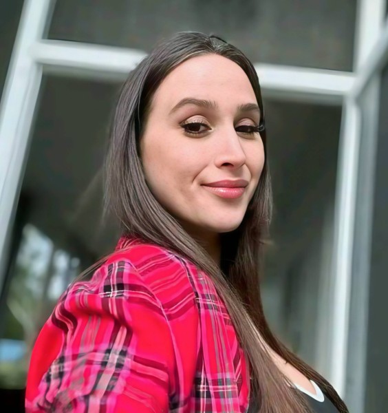 Natasha Adams, 34, Barahona