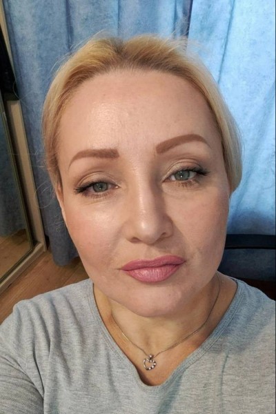 Amelia, 60, Yukon