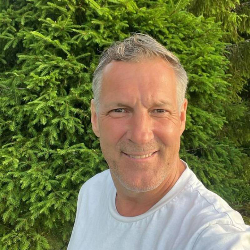 Alex, 58, Chepstow