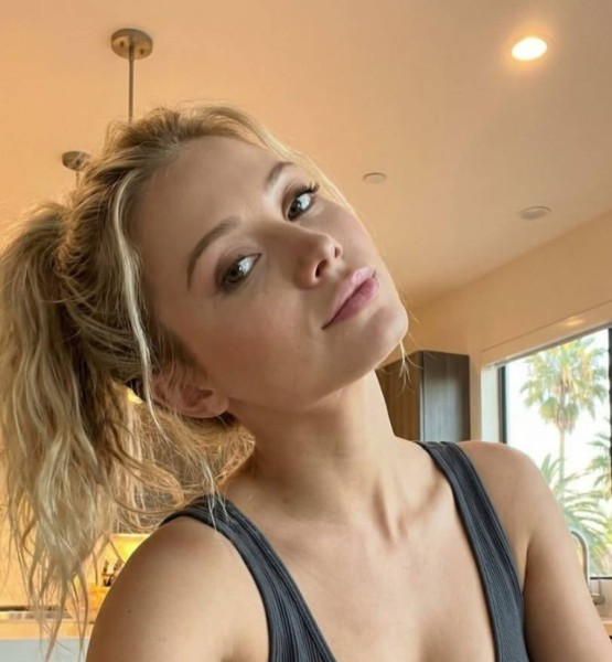 Kaddy reeves, 35, Kattipparutti
