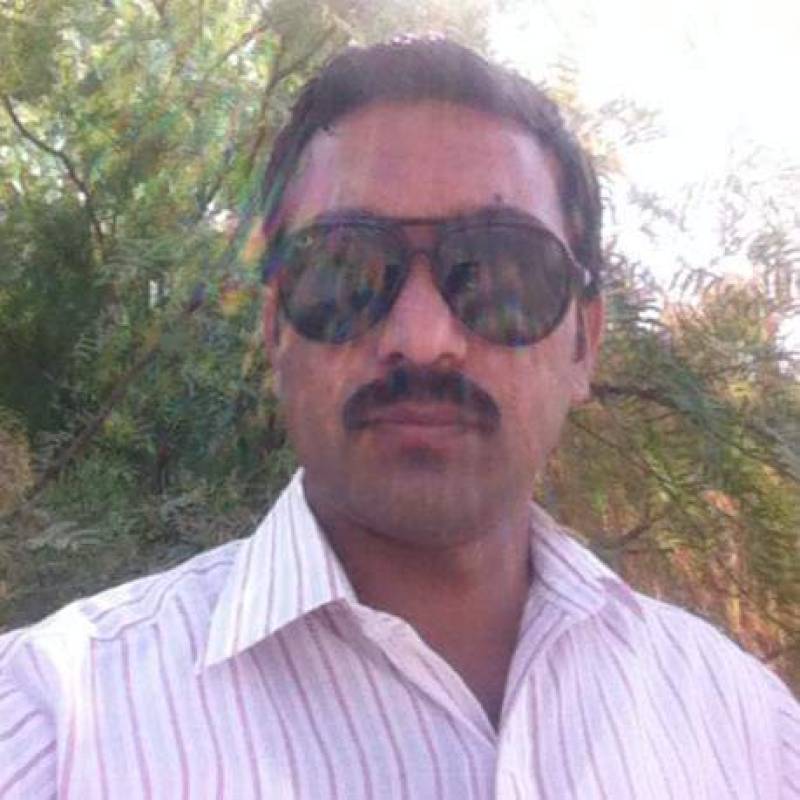 Ahmed, 43, Le Mans