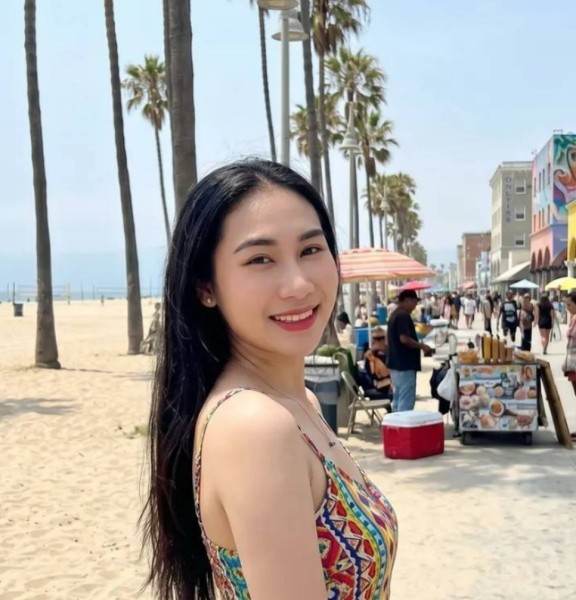 Celia, 36, Umi