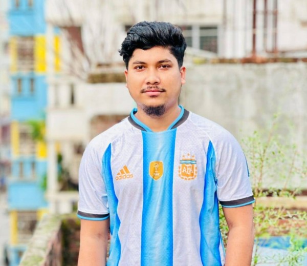 Adnan Shawon, 26, Bollns
