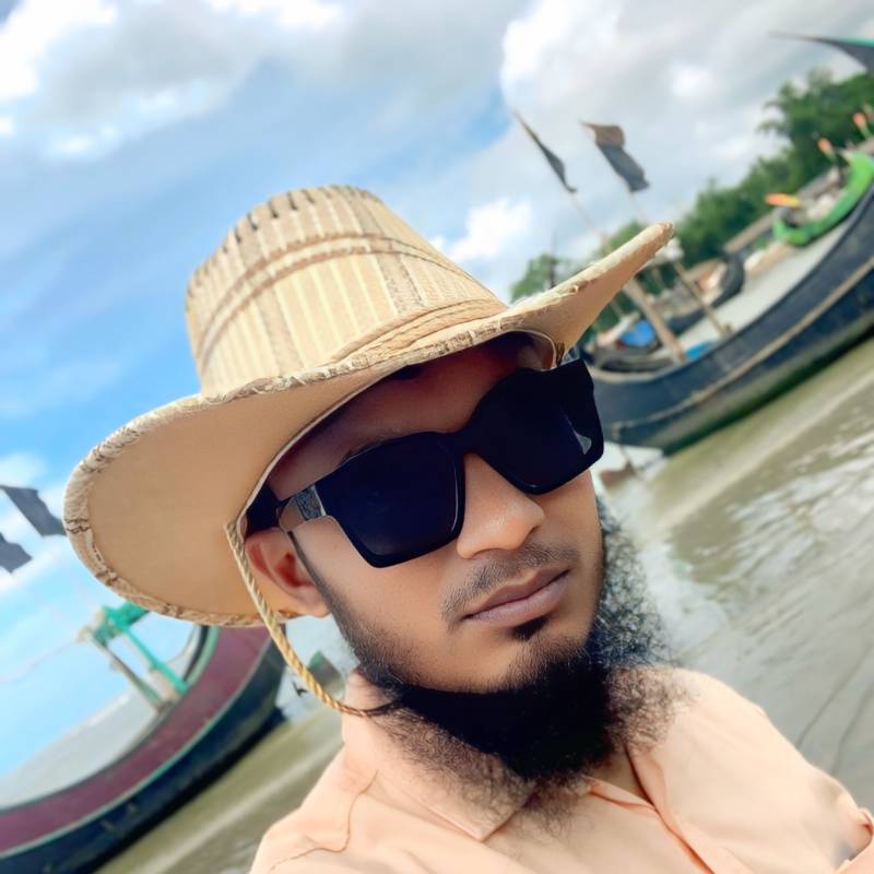 KHAN, 31, Florida Miami