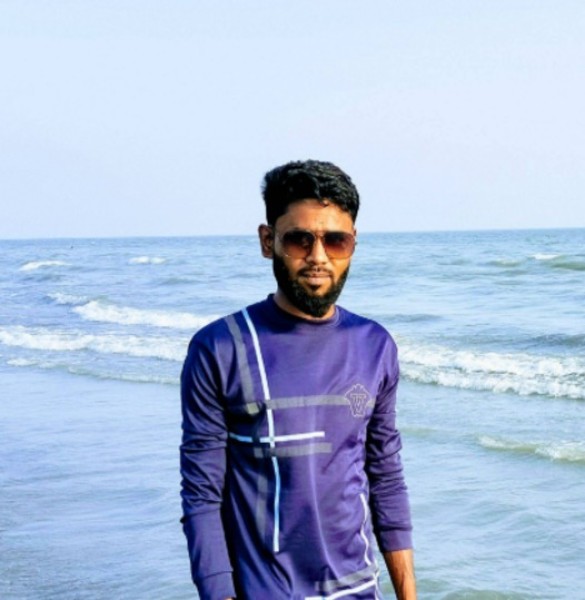 RM, 29, Saurimo