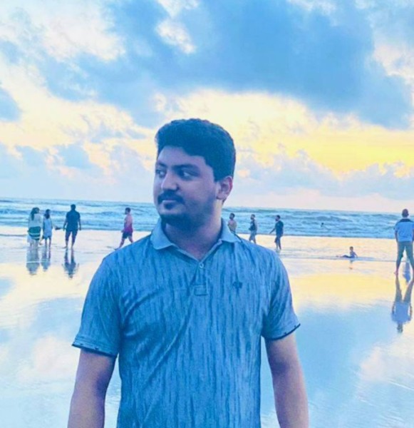 MH Prince, 32, Dores De Campos