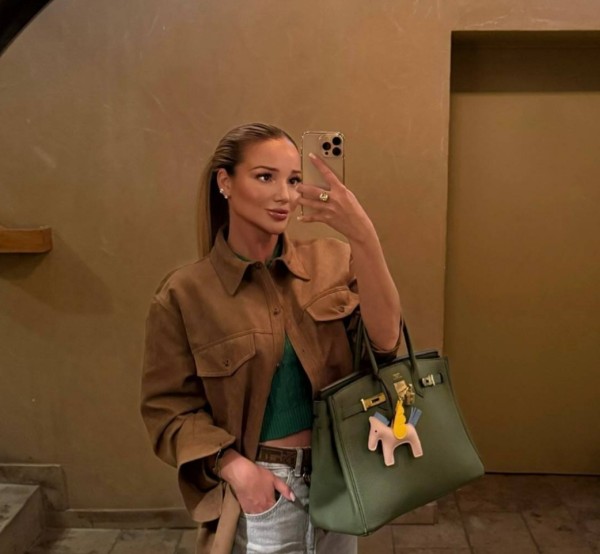 Lisa, 38, Naini