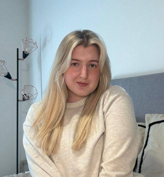 Amie, 36, Newberg