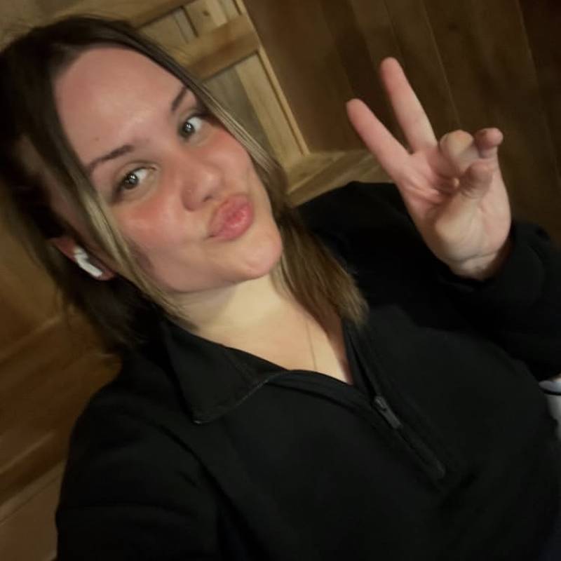 Ophelia, 42, Nirna
