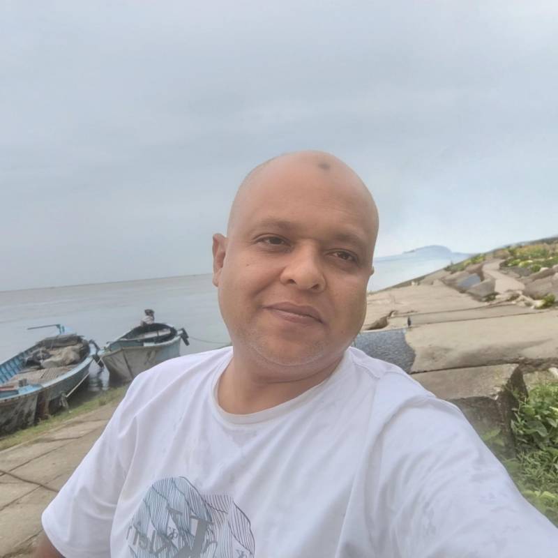 Khan, 28, Marcolndia