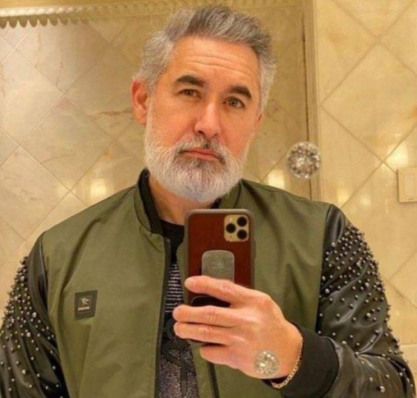 Robert, 62, Dcn