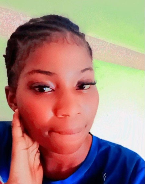 Alex mirable, 24, Shertallai