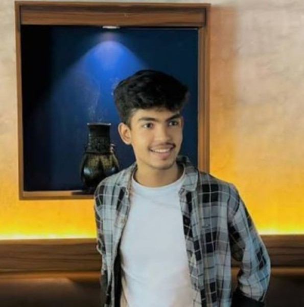 Turjo, 23, Ilesha