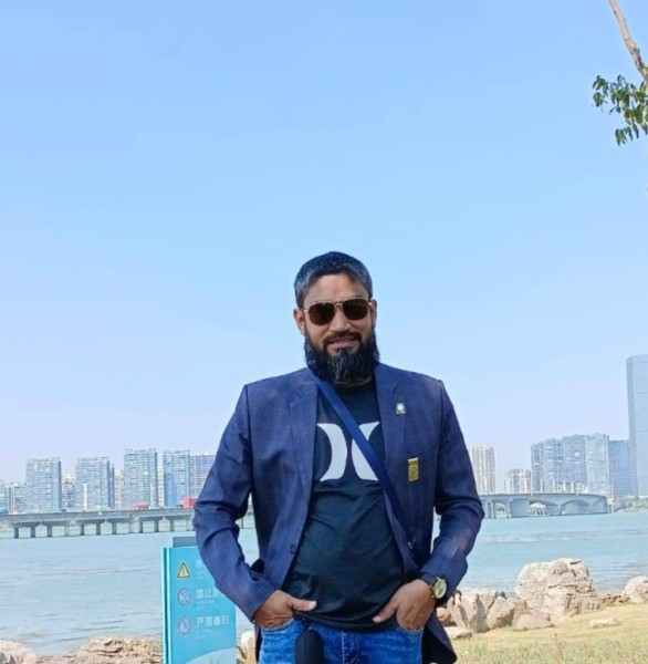 Apollo Power, 36, Tanzania