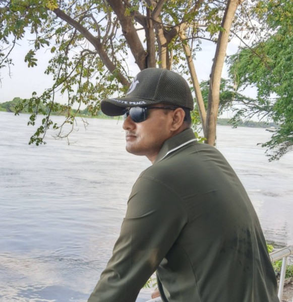 Arafat, 29, Arys