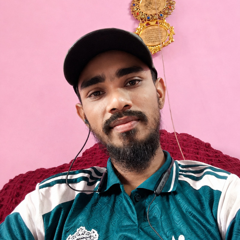 Mominul Islam, 25, Luxor City
