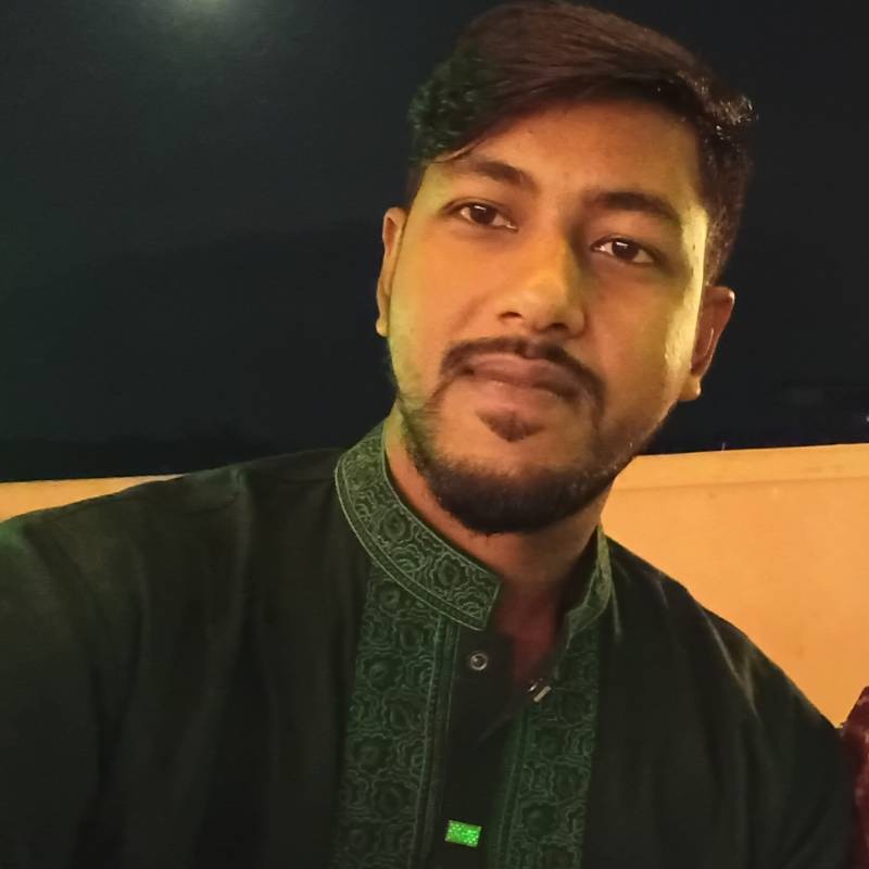 Khan, 28, Victorville California