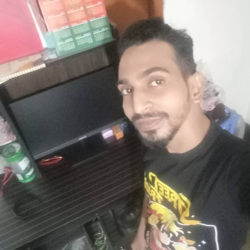 Md Parves Bhuiyan, 31, Chteaudun