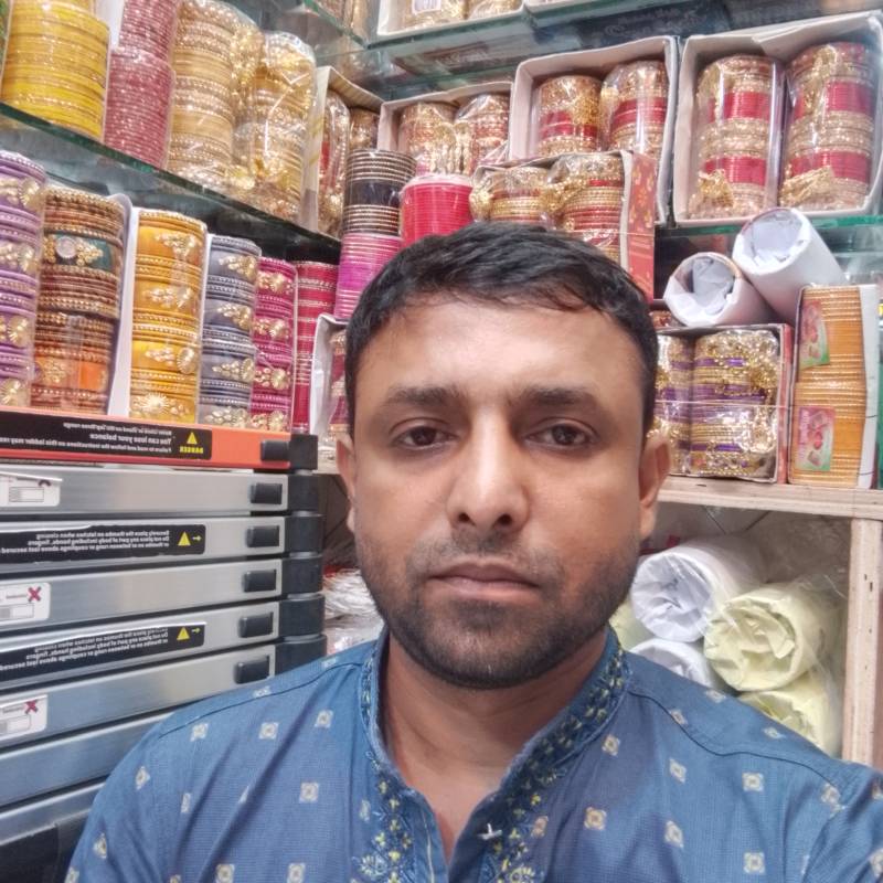 jakir, 28, Karmana