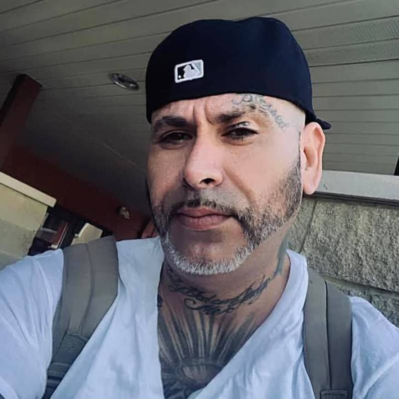Jushouston, 43, Laussane