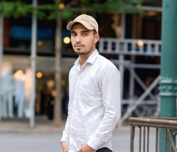 Akramul, 28, Sunyani