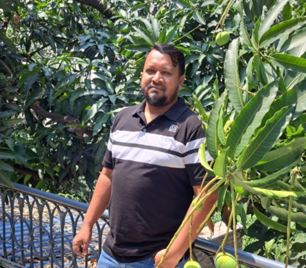 Palowan Murshed, 44, Senegal