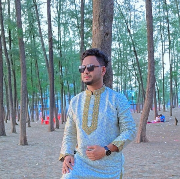 Arif Ahamed, 32, Iloilo