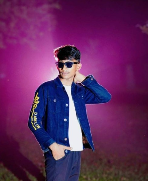 ADI, 18, Chinautla