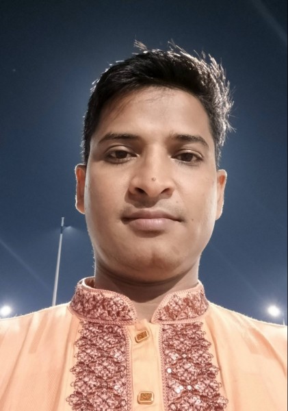 Raja, 27, Silkot