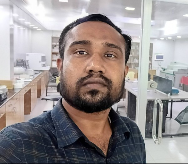 Reza, 37, Tempe