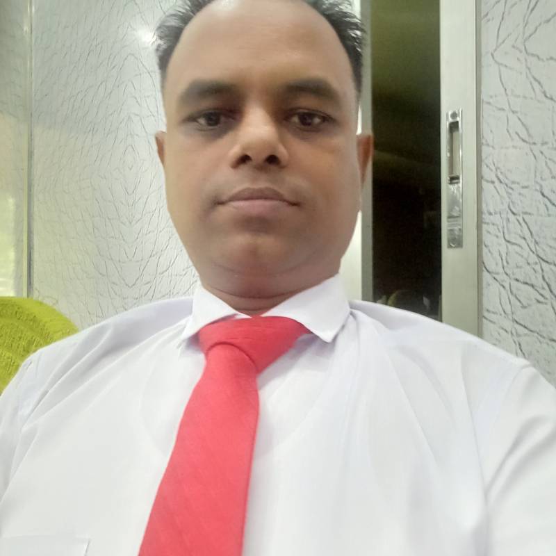 Mostak, 38, Lujn
