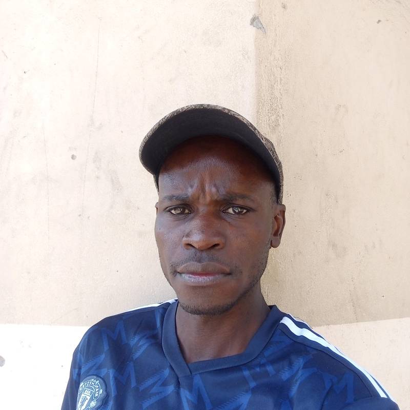 Ezekiel, 35, Sintmichielsgestel