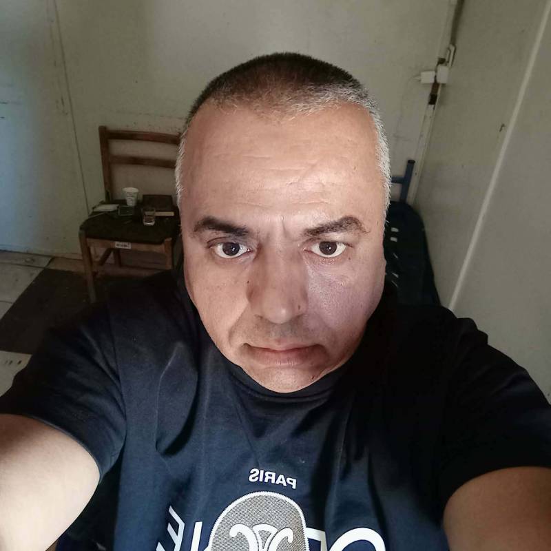 youcef, 52, Huston