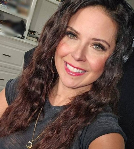 Crystal, 40, Padre Bernardo